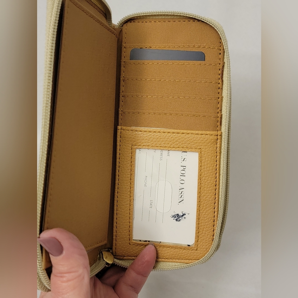 U.S. Polo Assn. Double Zip Women's Wallet - Picture 9 of 13